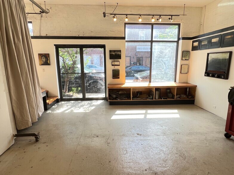 More Photos Of 1438-1442 Light St, Baltimore Showroom For Sale