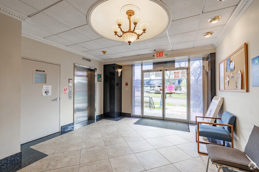 More Photos Of 731 James St, Syracuse Office Residential For Lease