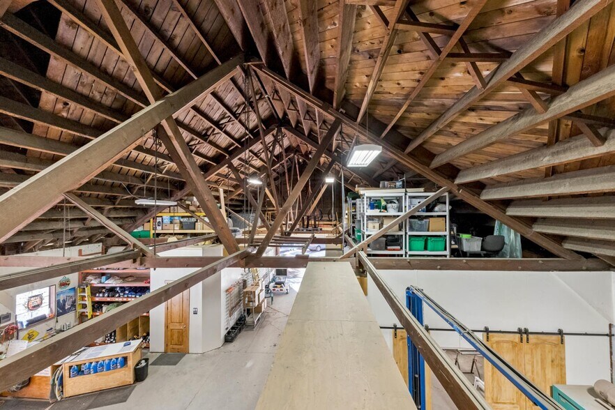 More Photos Of 17481 Highway 50, Twin Bridges General Retail For Sale