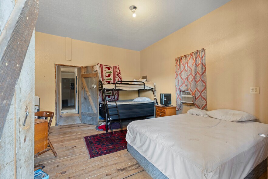 More Photos Of 40082 County Road 591, Jay Apartments For Sale