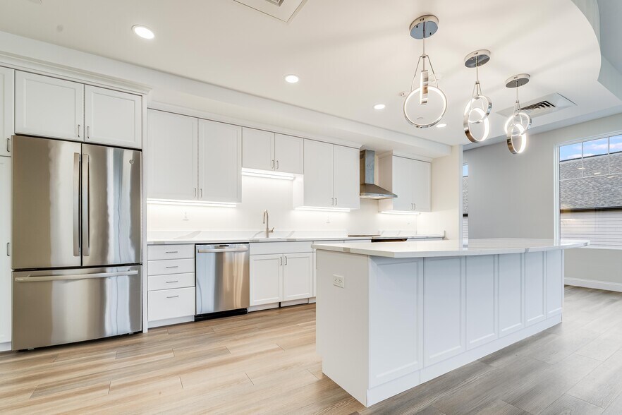 More Photos Of 1274 Osgood St, North Andover Office For Lease