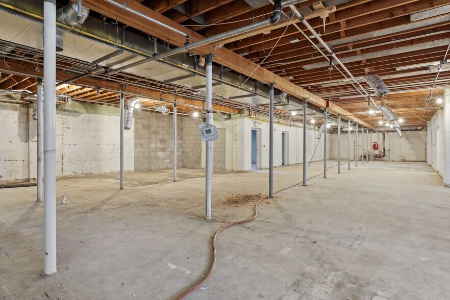 More Photos Of 1671 Summit Ave, Saint Paul Religious Facility For Sale