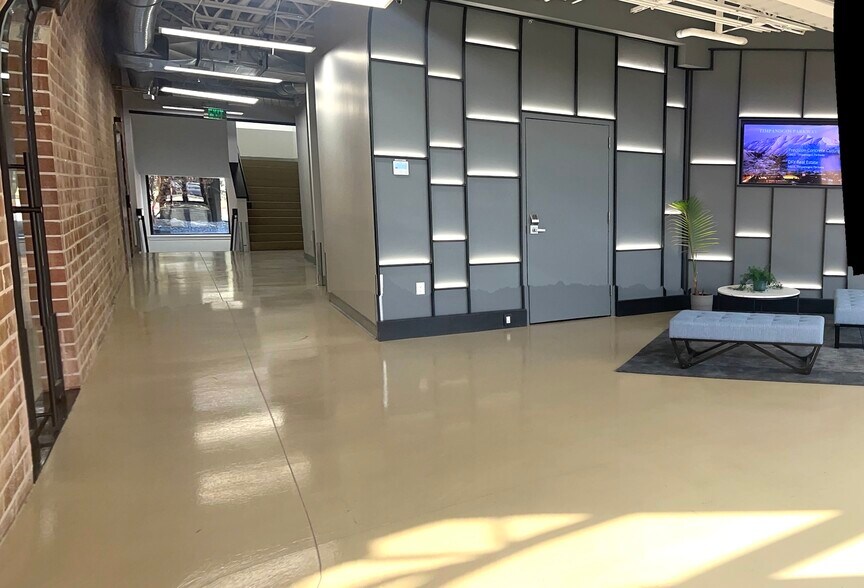 More Photos Of 500-560 E Timpanogos Cir, Orem Coworking Space