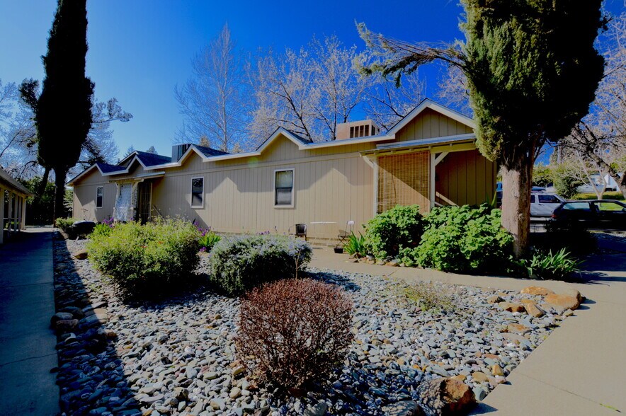 More Photos Of 2115-2135 Waldon St, Redding Apartments For Sale