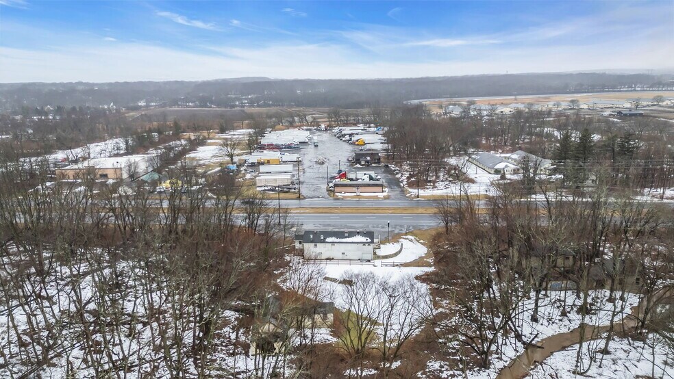 More Photos Of 320 State Route 33, Manalapan Township Restaurant For Sale