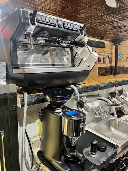 More Photos Of 17460 County Road 501, Bayfield Restaurant For Lease