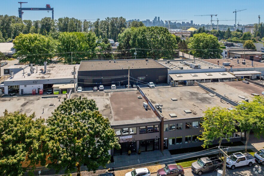More Photos Of 1127 W 14th St, North Vancouver Warehouse For Lease