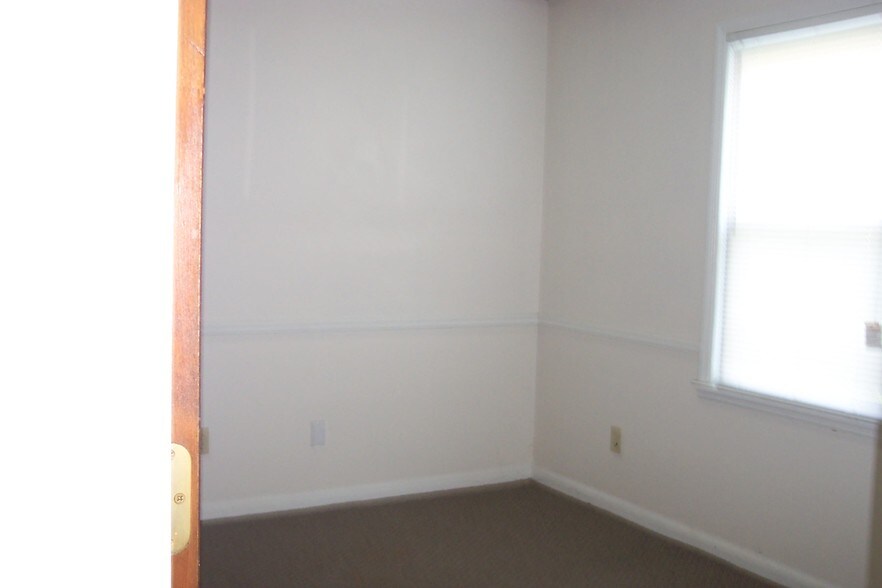 More Photos Of 2175 Highpoint Rd, Snellville Coworking Space
