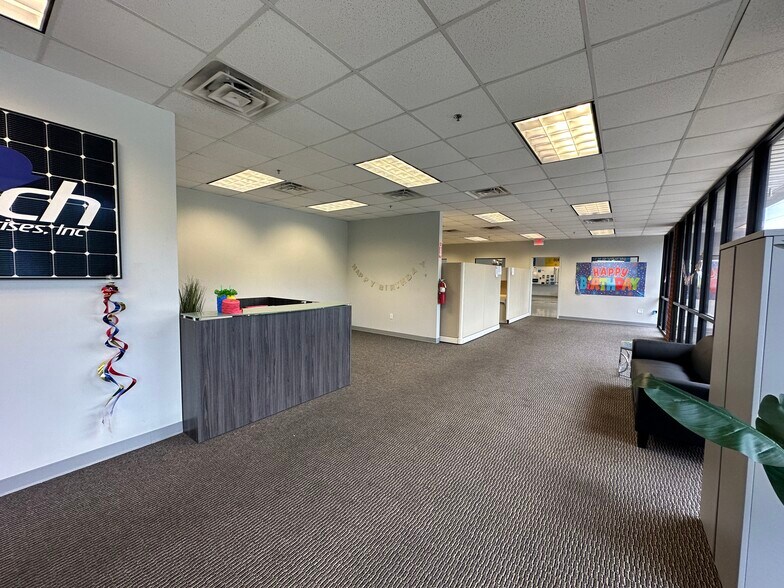 More Photos Of 540 Jimmy Deloach Pky, Savannah Warehouse For Lease