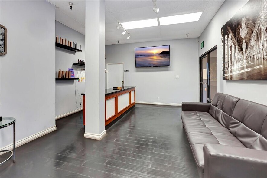 More Photos Of 1061 S Melrose St, Placentia Warehouse For Sale