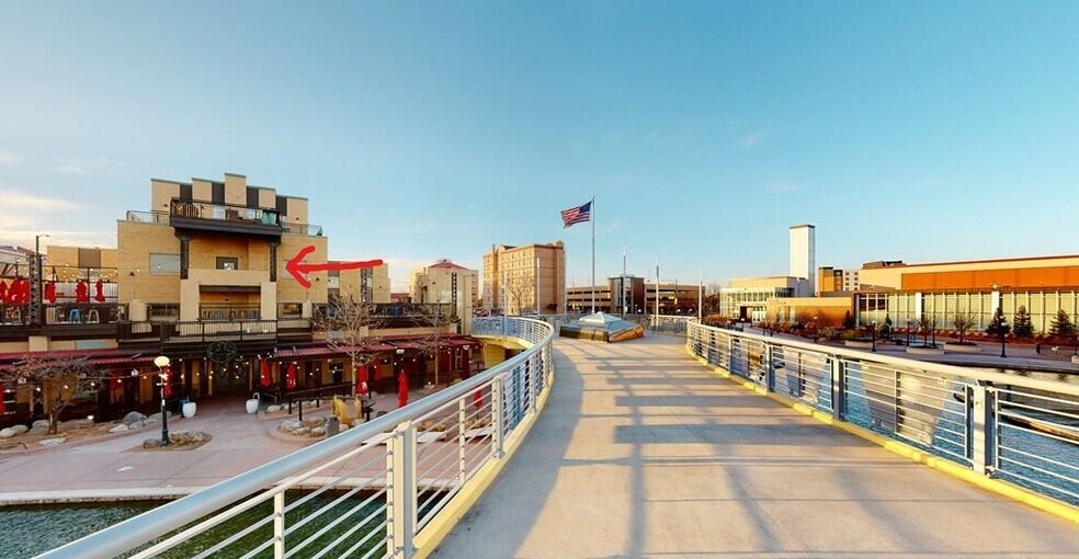 More Photos Of 140 Central Main St, Pueblo Hotel For Lease