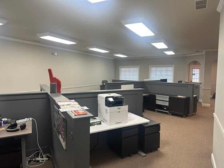 More Photos Of 5655 Lake Acworth Dr NW, Acworth Loft Creative Space For Lease