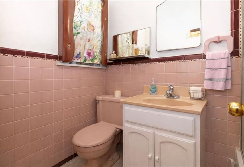 More Photos Of 6118 5th Ave, Brooklyn Storefront Retail Residential For Sale