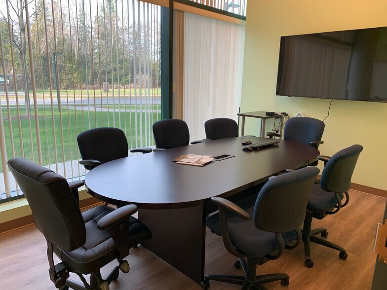 More Photos Of 555 Legget Dr, Ottawa Office For Lease