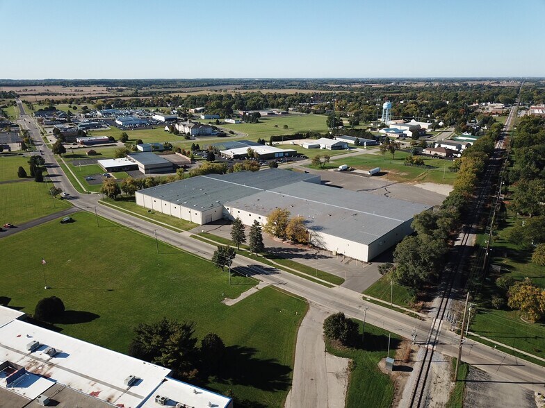 Primary Photo Of 214 N Wright St, Delavan Distribution For Lease