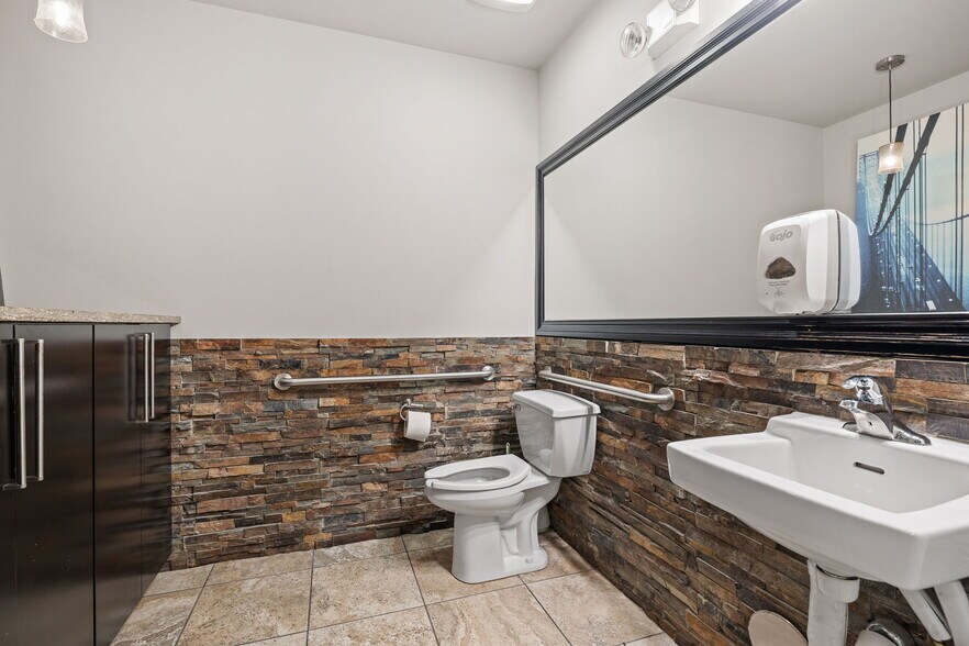 More Photos Of 3941 75th St, Aurora Medical For Sale