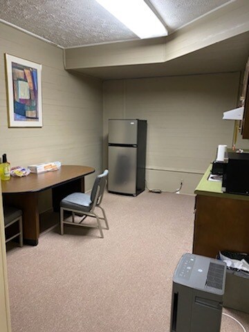 More Photos Of 271 NE Roswell St, Marietta Office For Lease