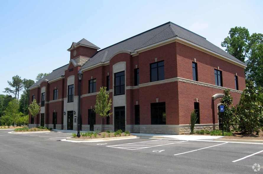 Primary Photo Of 10475 Medlock Bridge Rd, Johns Creek Medical For Lease