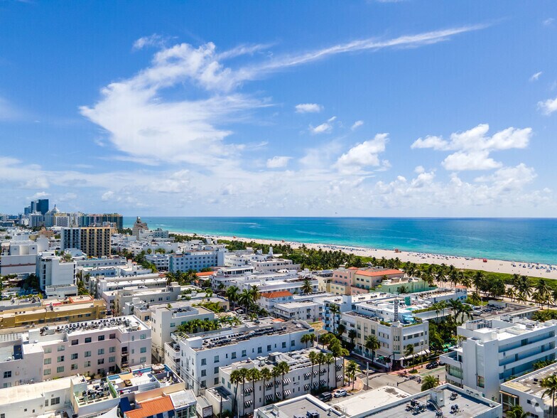 More Photos Of 800 Collins Ave, Miami Beach Storefront Retail Office For Sale