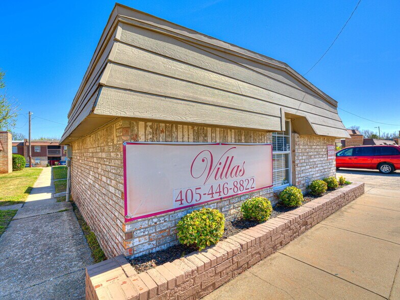 More Photos Of 7404 Lyrewood Ln, Oklahoma City Apartments For Sale