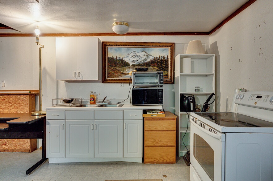 More Photos Of 39618 NE 216th Ave, Amboy Freestanding For Sale