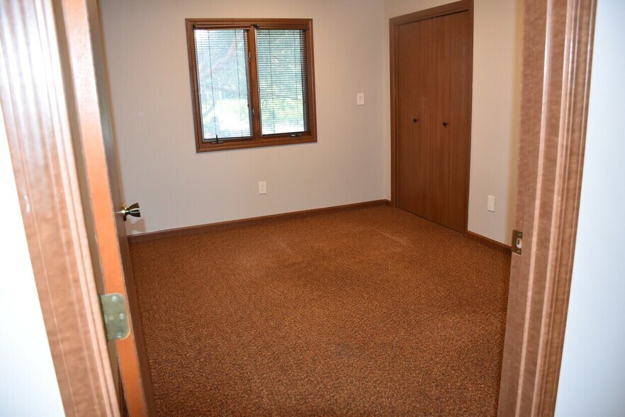 More Photos Of 5850 S County Road 25A, Tipp City Office For Lease