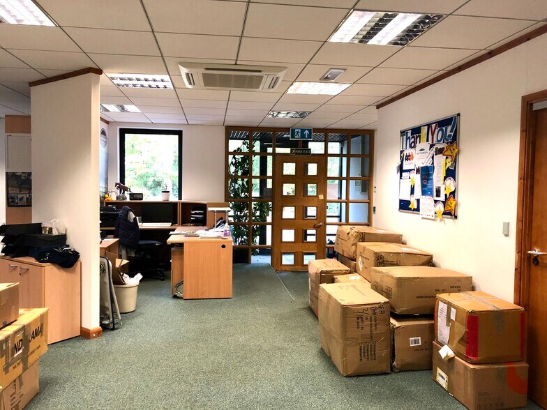 More Photos Of Adderbury Ct, Banbury Office For Lease