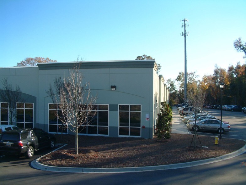 More Photos Of 5617 N Rhett Ave, North Charleston Research And Development For Lease