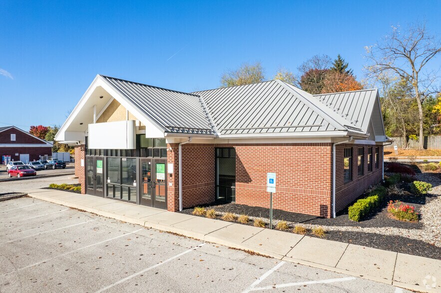 More Photos Of 2905 N Whitehall Rd, Norristown Bank For Lease