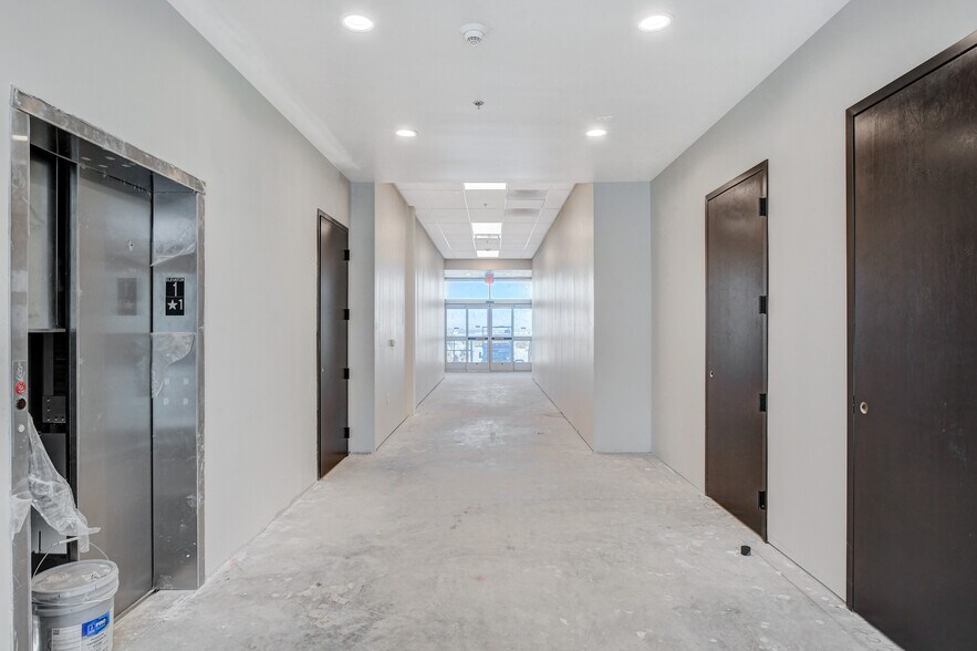 More Photos Of 1301 Seven Hills Drive, Henderson Medical For Sale