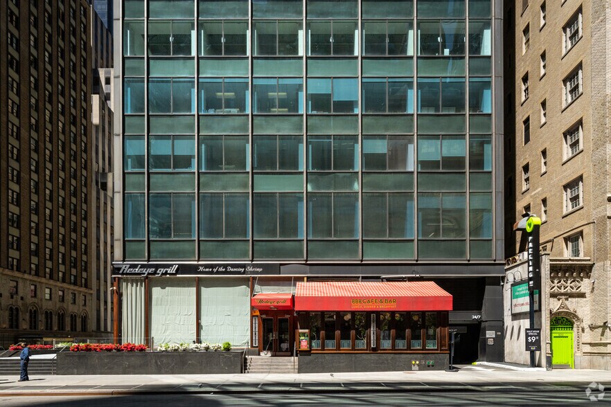 More Photos Of 888 7th Ave, New York Office For Lease