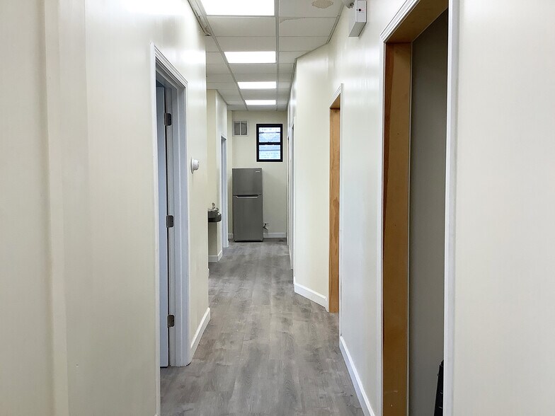 More Photos Of 4857 N Western Ave, Chicago Storefront Retail Residential For Lease