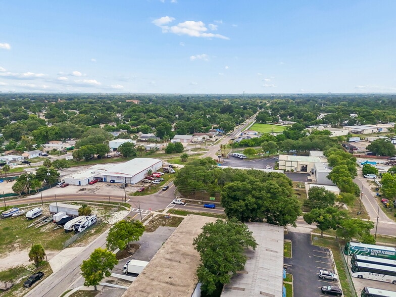 More Photos Of 3667-3691 46th Ave N, Saint Petersburg Warehouse For Sale