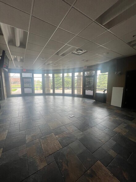 More Photos Of 4141 28th Ave S, Fargo Office For Lease