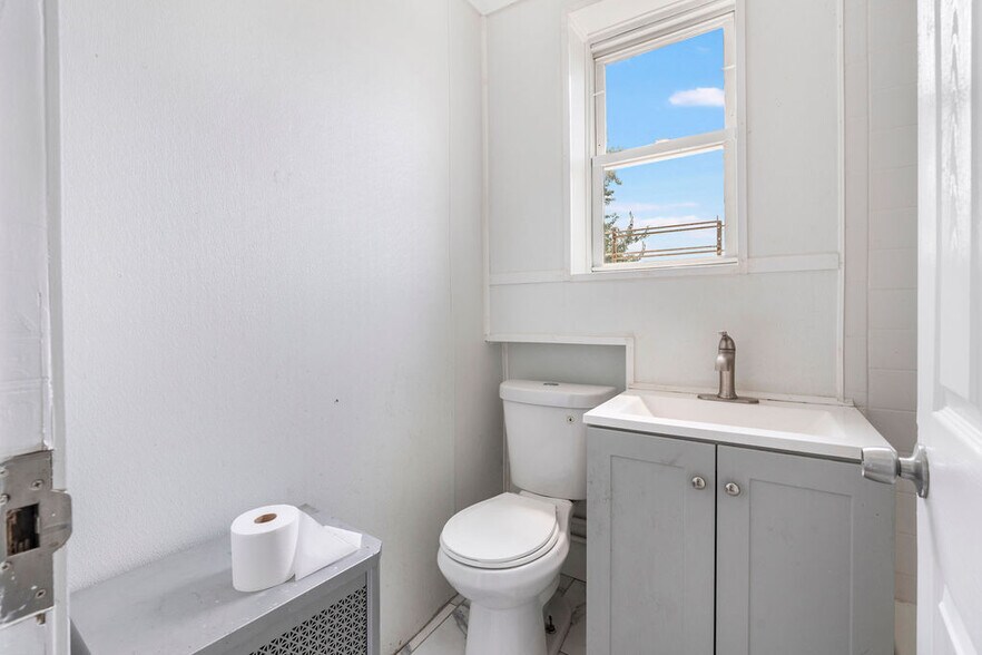 More Photos Of , Staten Island Unknown For Sale