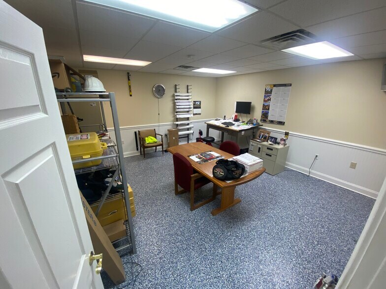 More Photos Of 37425 Dale Earnhardt Blvd, Frankford Warehouse For Lease