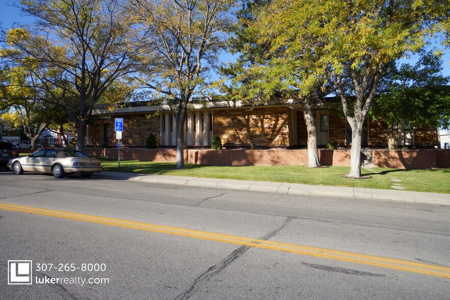 More Photos Of 940 E 3rd St, Casper Medical For Sale