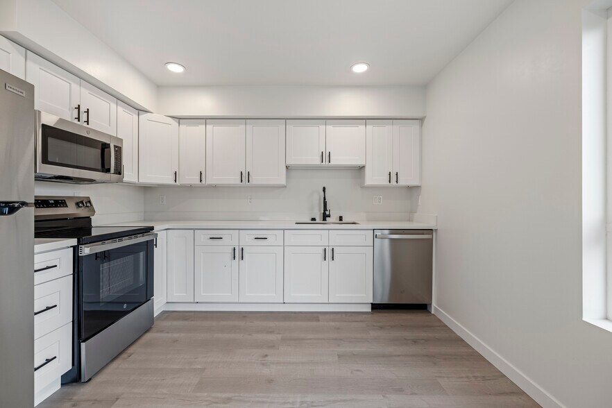 More Photos Of 403 N 21st St, Mount Vernon Apartments For Sale