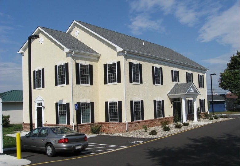 Primary Photo Of 229-231 N Main St, Smyrna Office For Lease