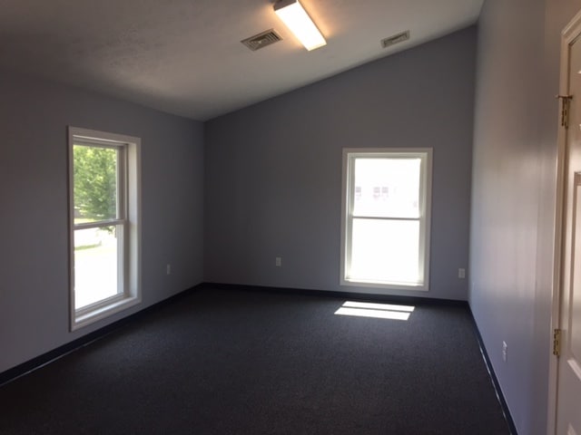 More Photos Of 271 Derry Rd, Litchfield Medical For Sale