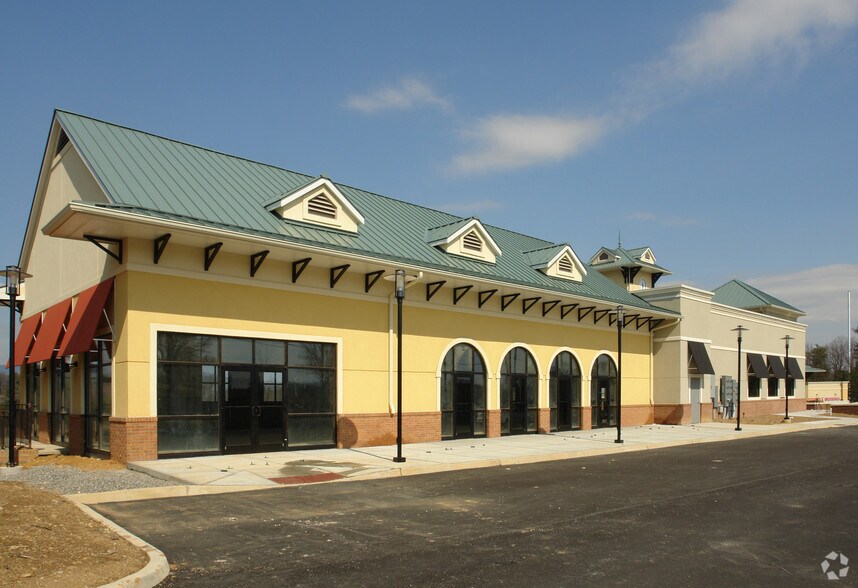 More Photos Of 5036 Keagy Rd, Roanoke General Retail For Lease
