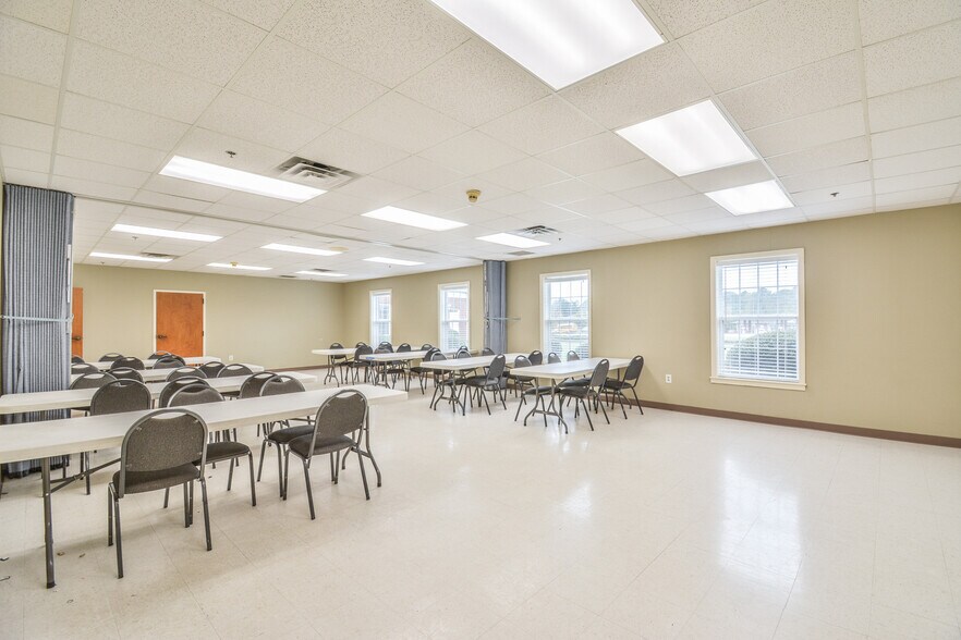 More Photos Of 1400 Grayson Hwy, Lawrenceville Religious Facility For Sale