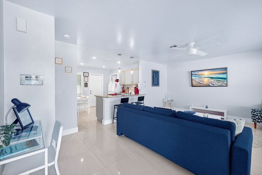 More Photos Of 624 SE 46th St, Cape Coral Multifamily For Sale