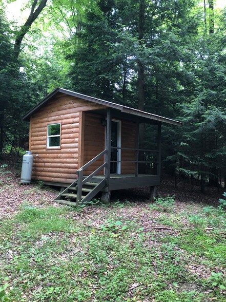 More Photos Of 1316 Pit Rd, Java Center Specialty For Sale