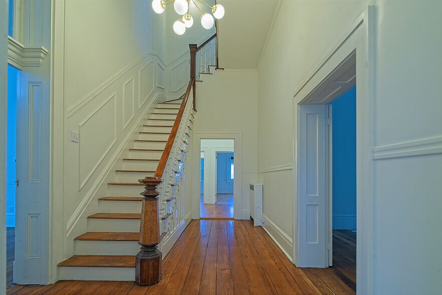 More Photos Of 312 Main, Troy Office For Lease