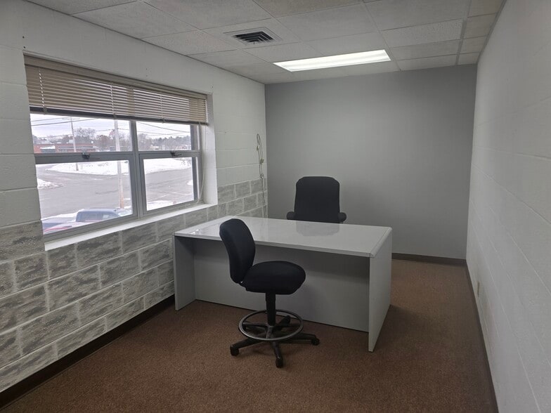 More Photos Of 1326 Schofield Ave, Schofield Office For Lease