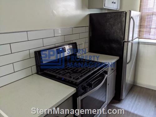 More Photos Of 6127 Romaine St, Los Angeles Apartments For Sale