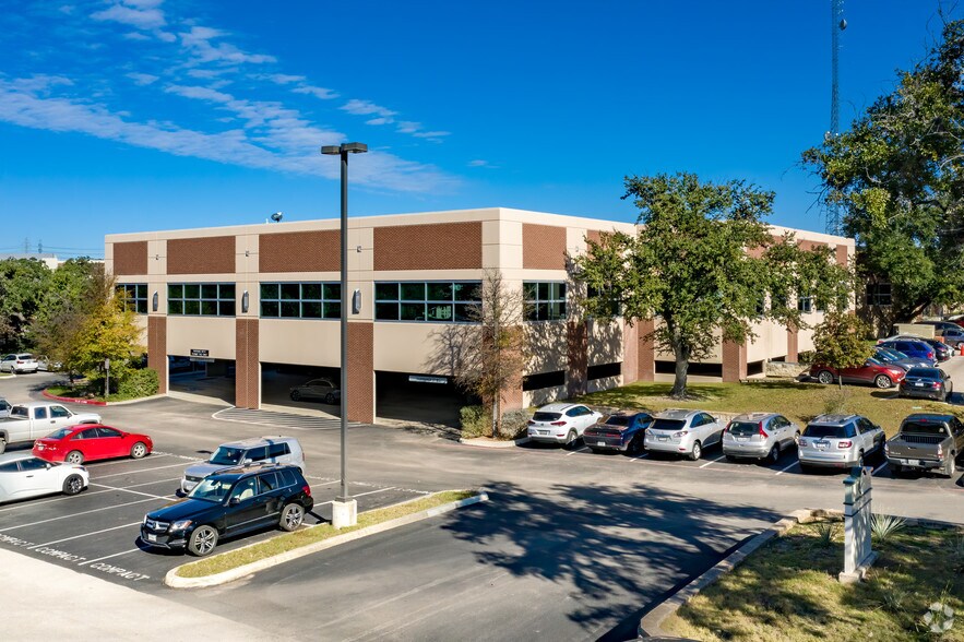 More Photos Of 12451 Network Blvd, San Antonio Office For Lease