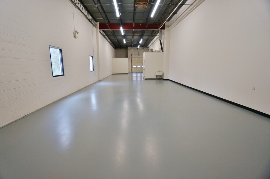 More Photos Of 1100-1146 Taft St, Rockville Warehouse For Lease