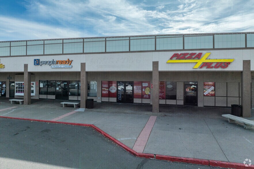 More Photos Of 587-589 E Prater Way, Sparks General Retail For Lease